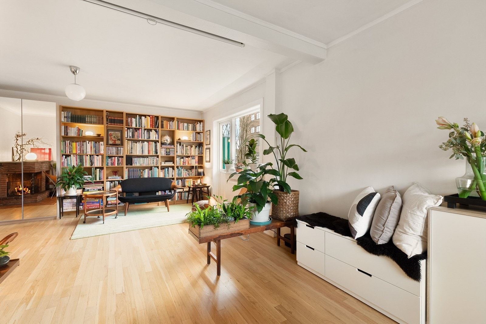 Flotte originale eikegulv med sjel. Galleribilde