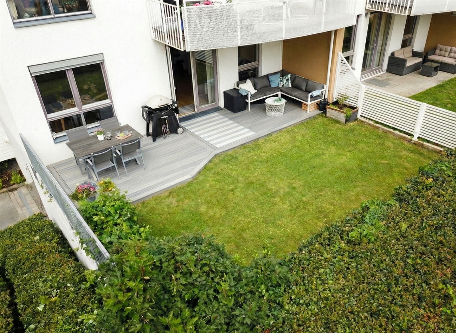 Selgers bilde av markterrassen/hagen Galleribilde