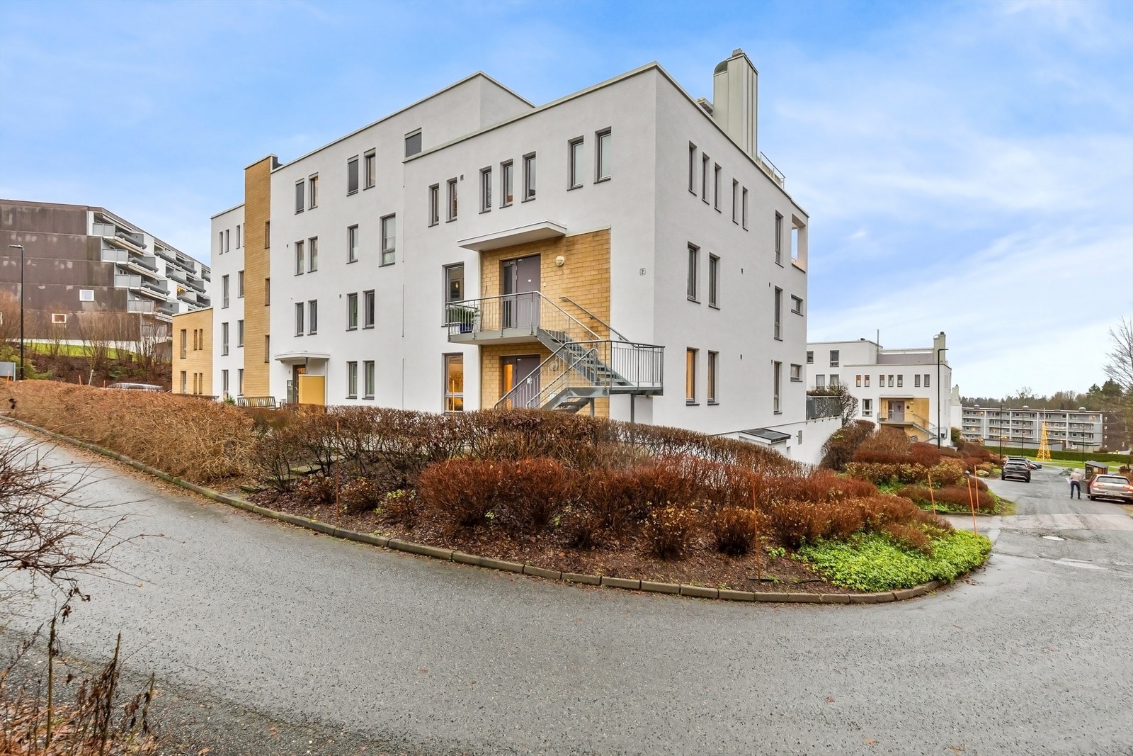 Leiligheten har en svært hyggelig og naturskjønn beliggenhet på Øverland / Åsterud nær Bekkestua Galleribilde