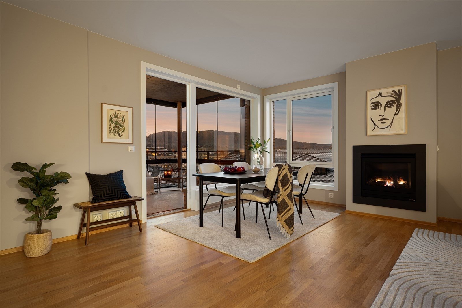 Sentrumsleiligheten ble nymalt i 2025. Galleribilde