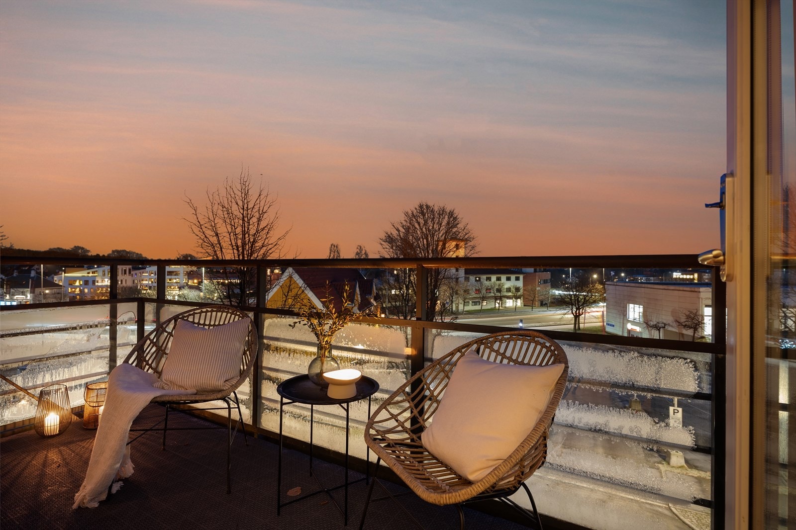 Balkong med utgang fra soverom. Galleribilde