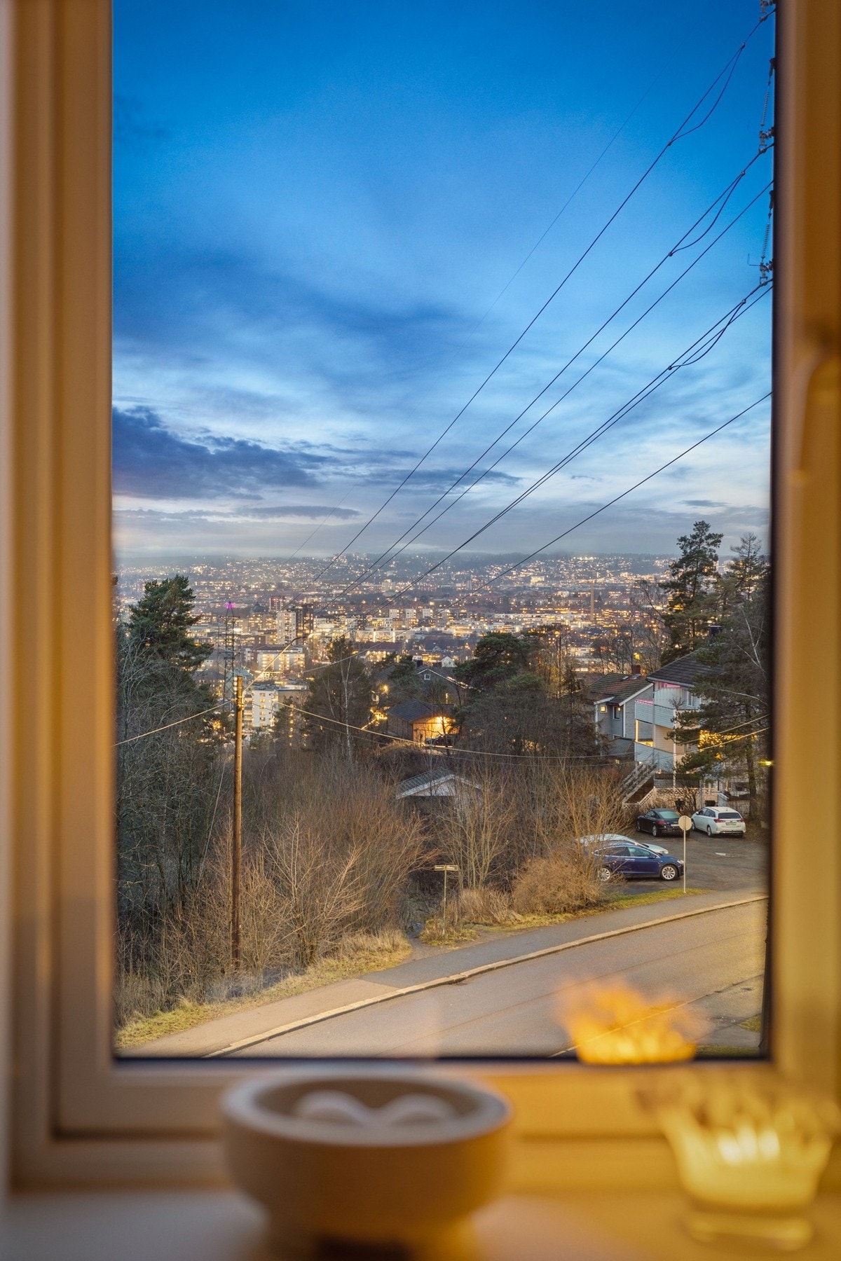 Kveldsstemning på kjøkkenet med en herlig utsikt Galleribilde