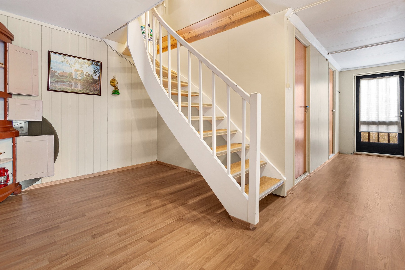 Underetasje. Galleribilde