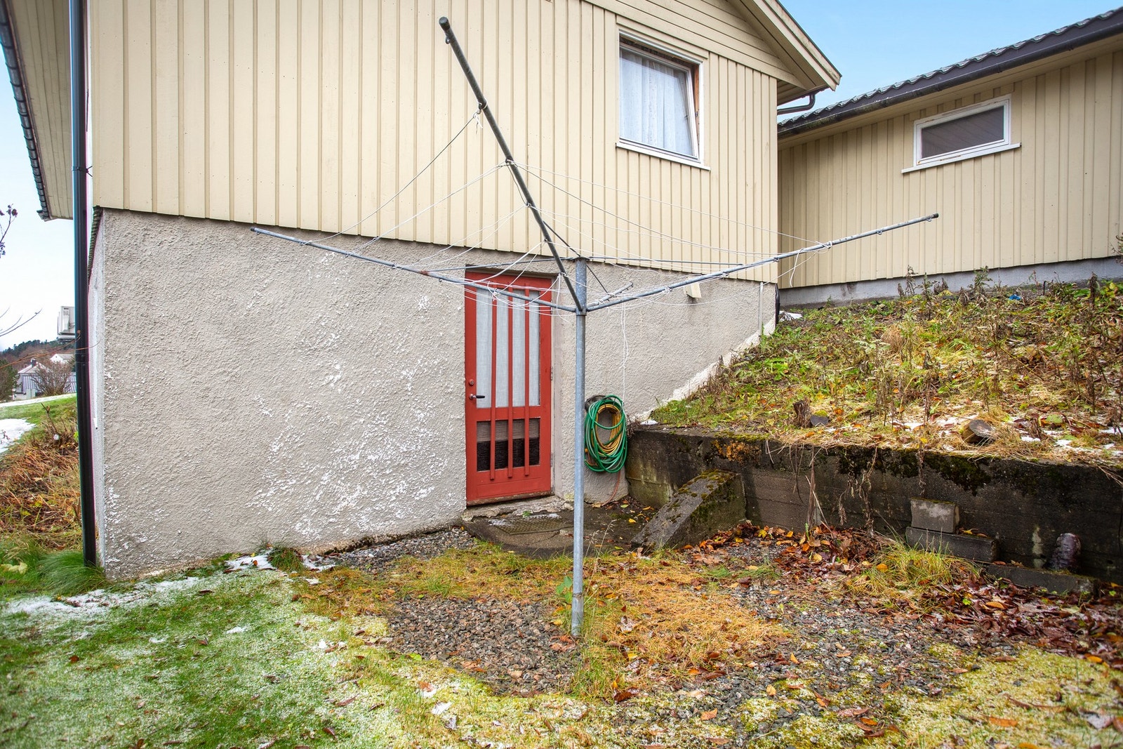 Inngang fra nedsiden. Galleribilde