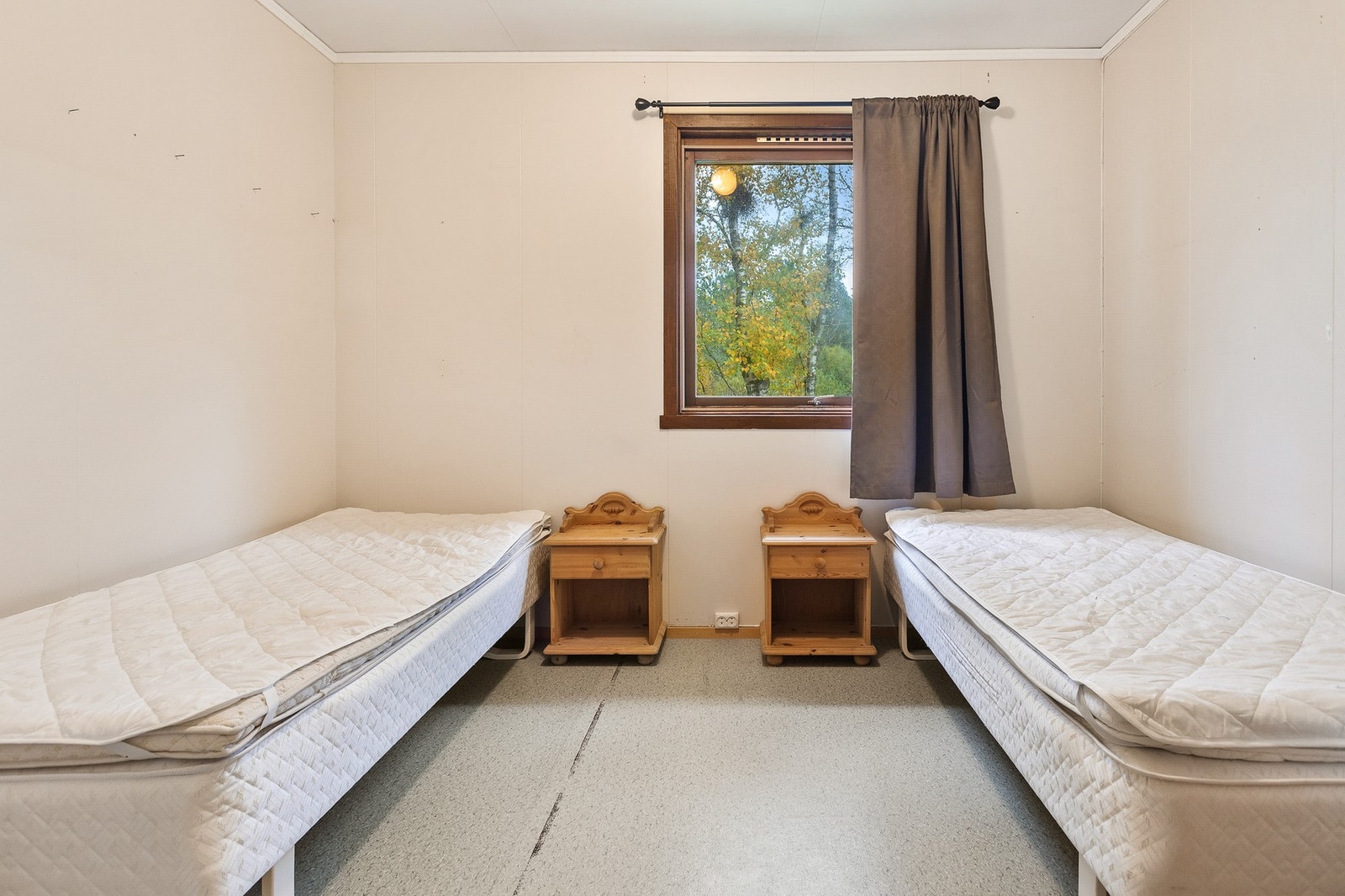 Soverom i kårbolig. Galleribilde