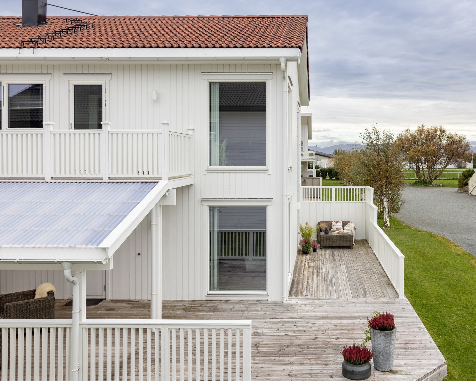 Flere møbleringsmuligheter på terrassen. Galleribilde