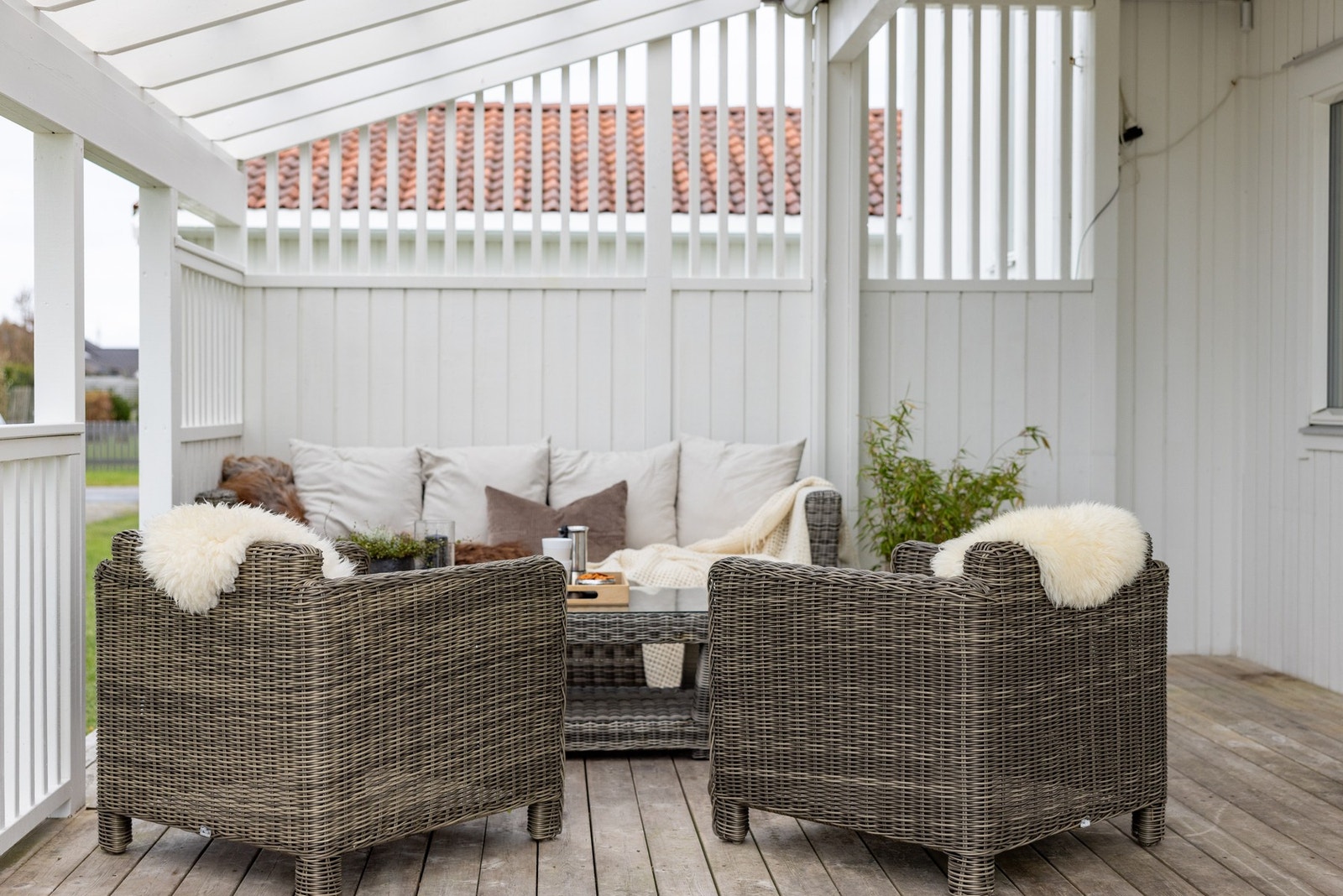 Koselig krok under tak. Galleribilde