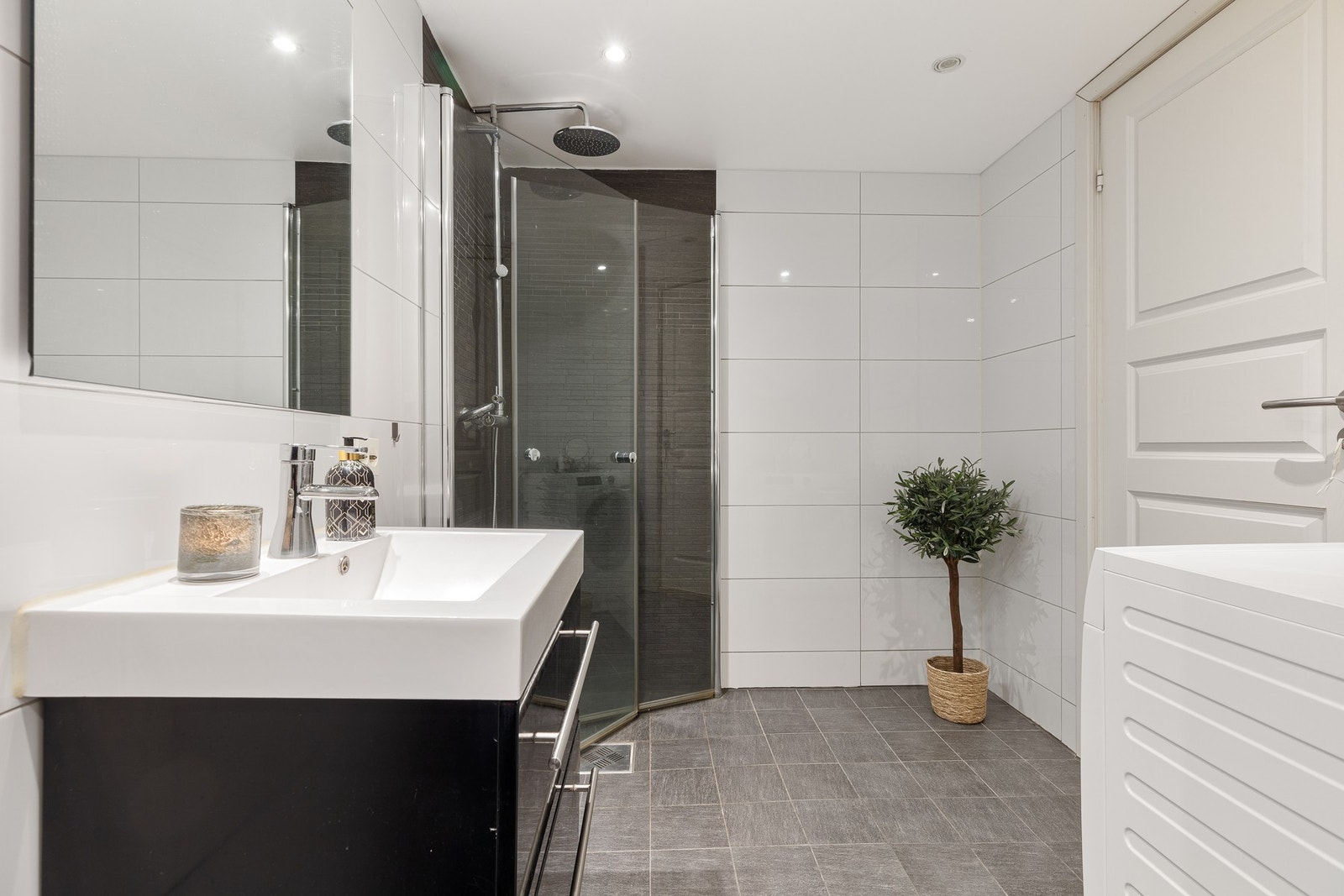 Nyere bad Galleribilde