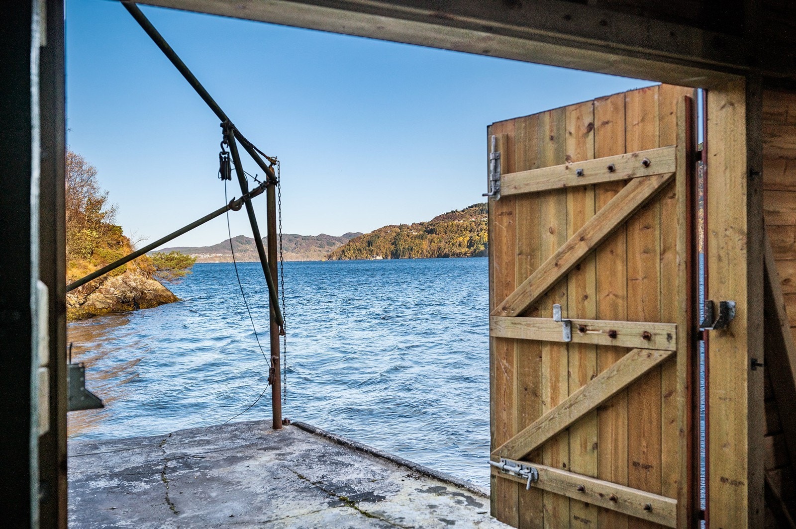 Nøst med utsikt til Sørfjorden Galleribilde