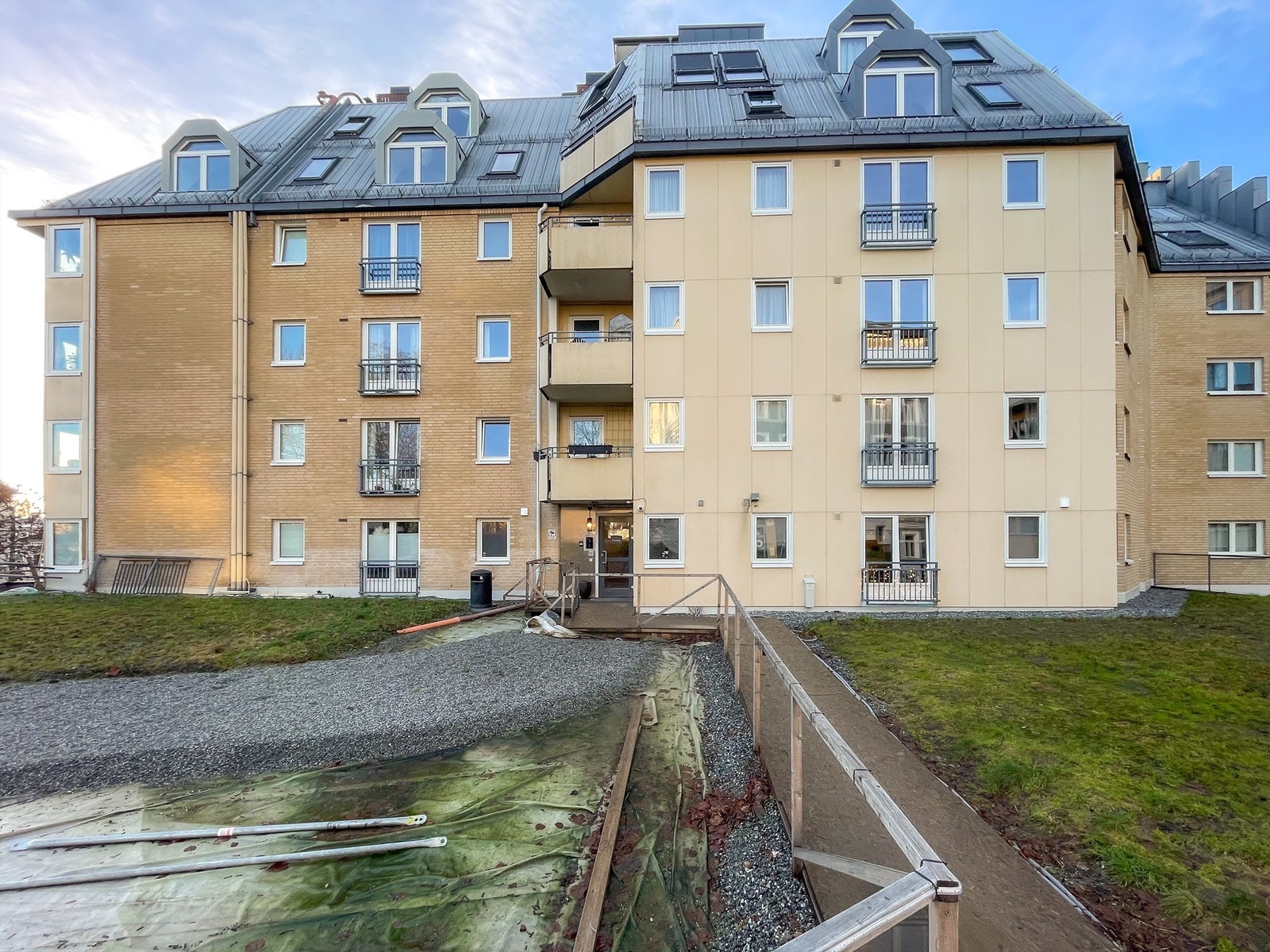 Leiligheten ligger i bunn av Bogstadveien, i Oslos mest populære handlegater. Galleribilde