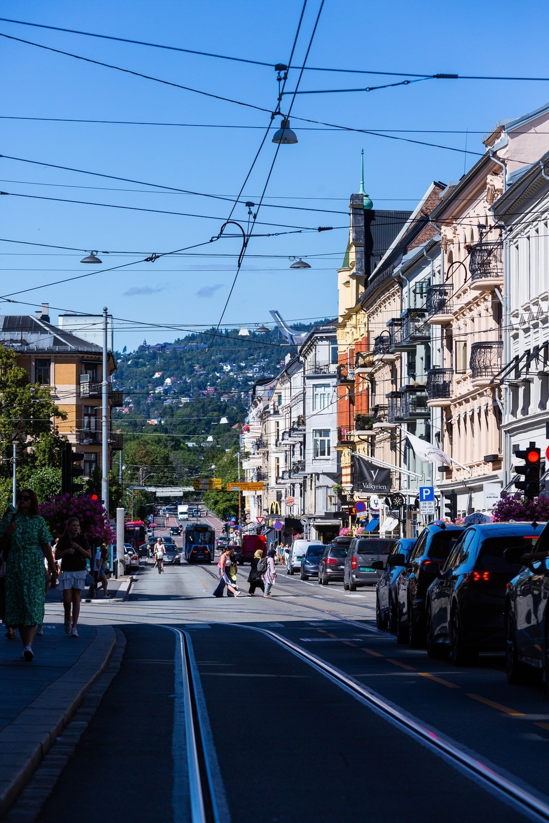 Bogstadveien kryr av liv hele året, og har et bredt utvalg servicetilbud og tjenester med alt du har behov for både i hverdag og helg. Galleribilde