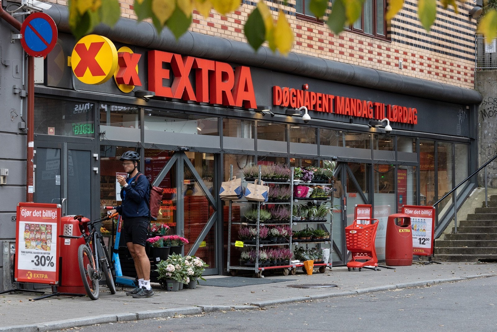 Extra Bogstaveien som er døgnåpent ligger også i gangavstand. Galleribilde