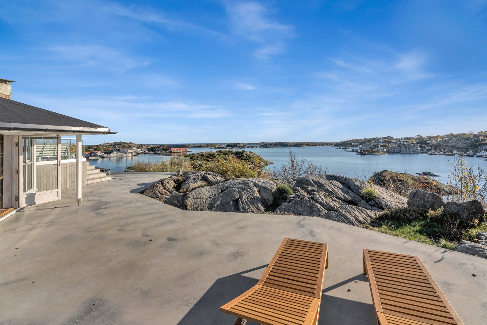 Utsikt fra området rundt lysthuset. Galleribilde