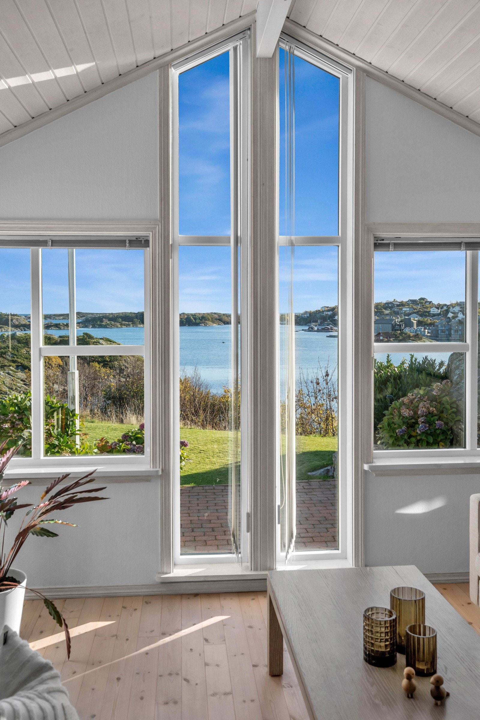 Fantastisk utsikt også fra denne delen av boligen. Galleribilde