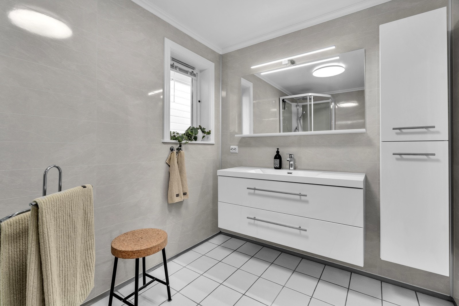 Bad 1.etg hoveddel. Galleribilde