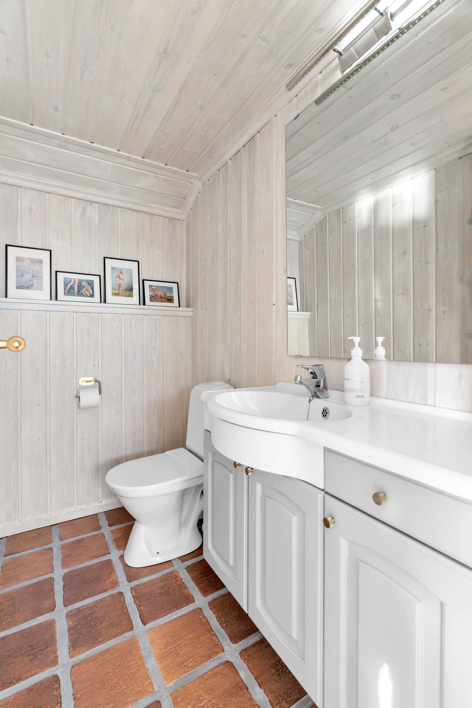 Lyshuset er godkjent oppført, men ikke godkjent til beboelse. Galleribilde