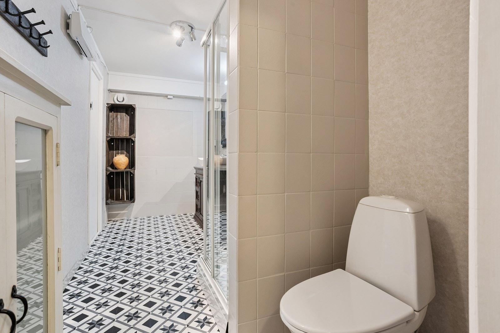 Bad i underetasjen Galleribilde