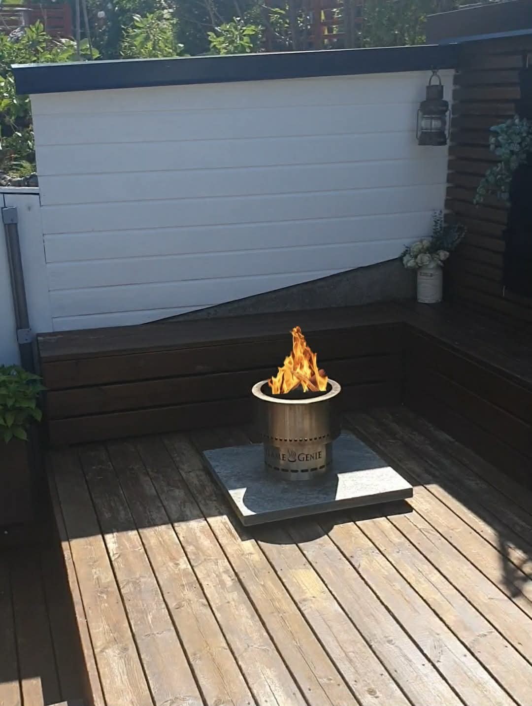 En sommerdag på terrassen Galleribilde