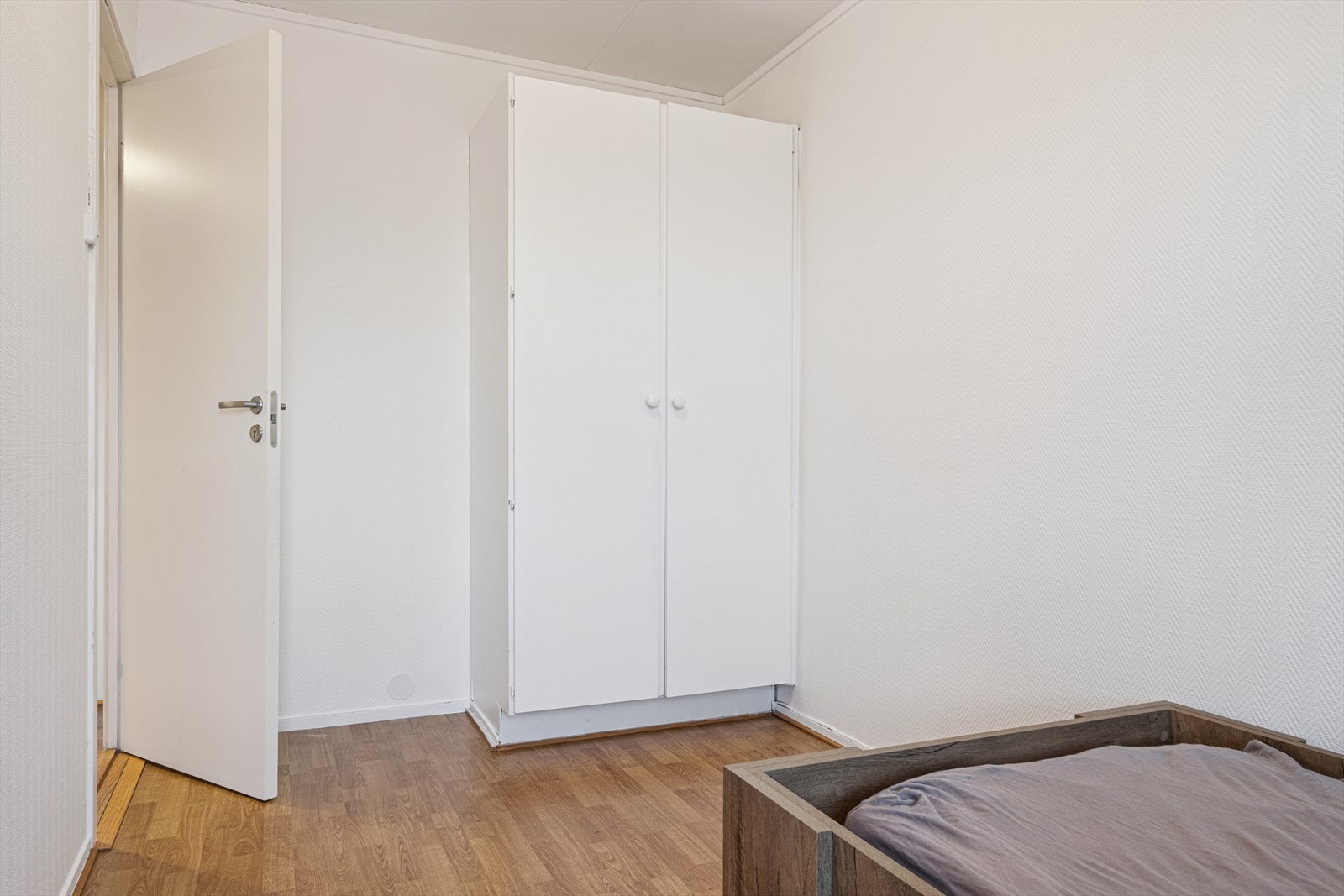 Her er det også plass til garderobe. Galleribilde