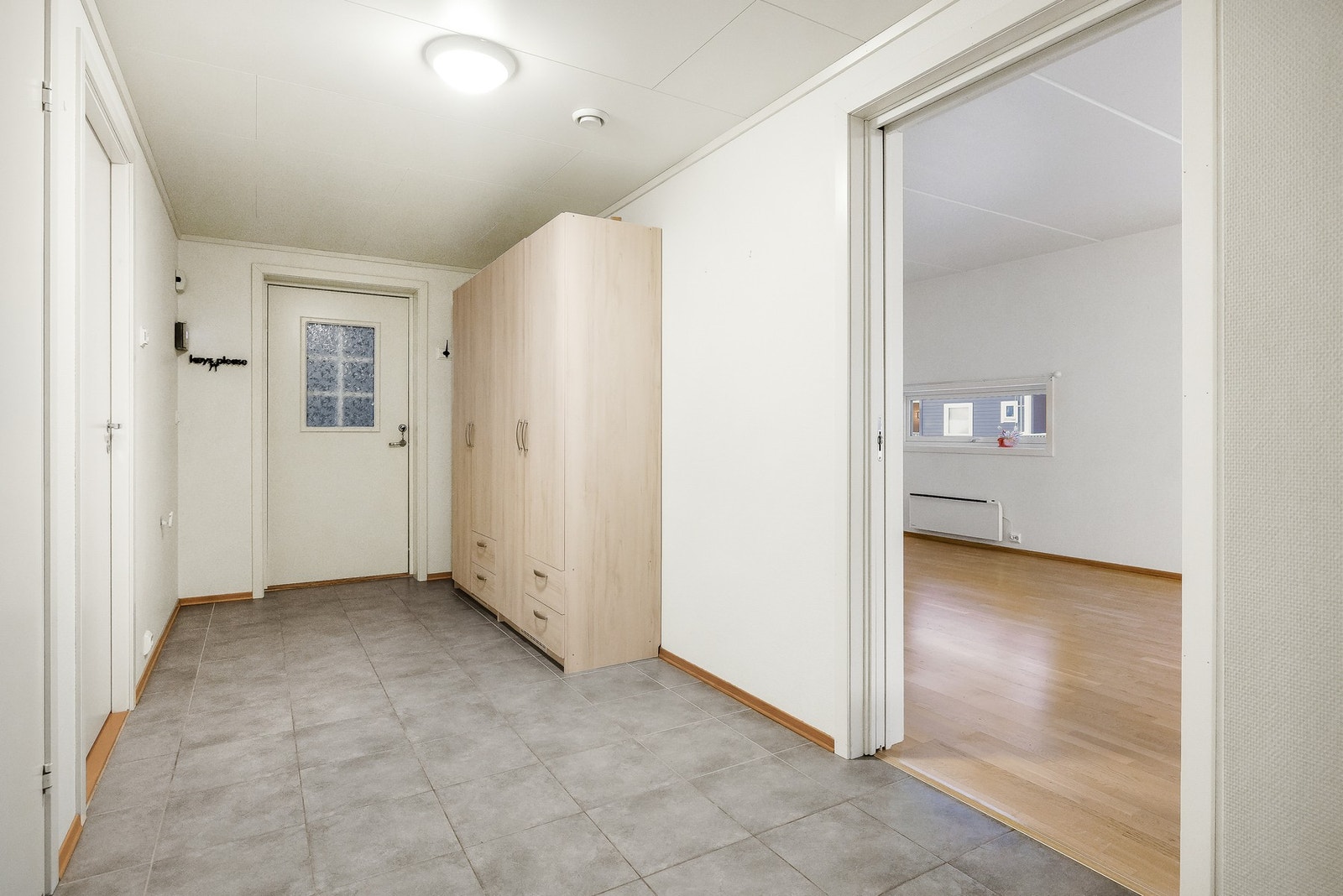 Boligen har gulvvarme i entré og på bad. Galleribilde