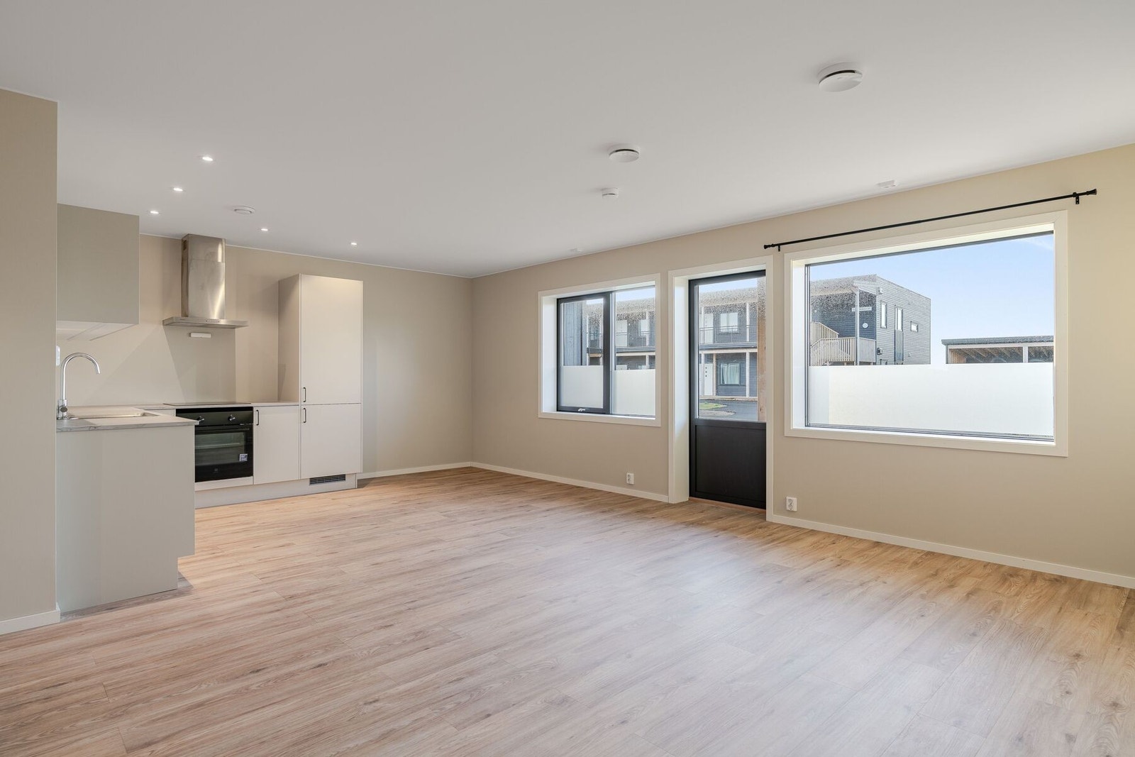 Nyere 3-roms selveierleilighet med fin beliggenhet på Hamarvika Galleribilde