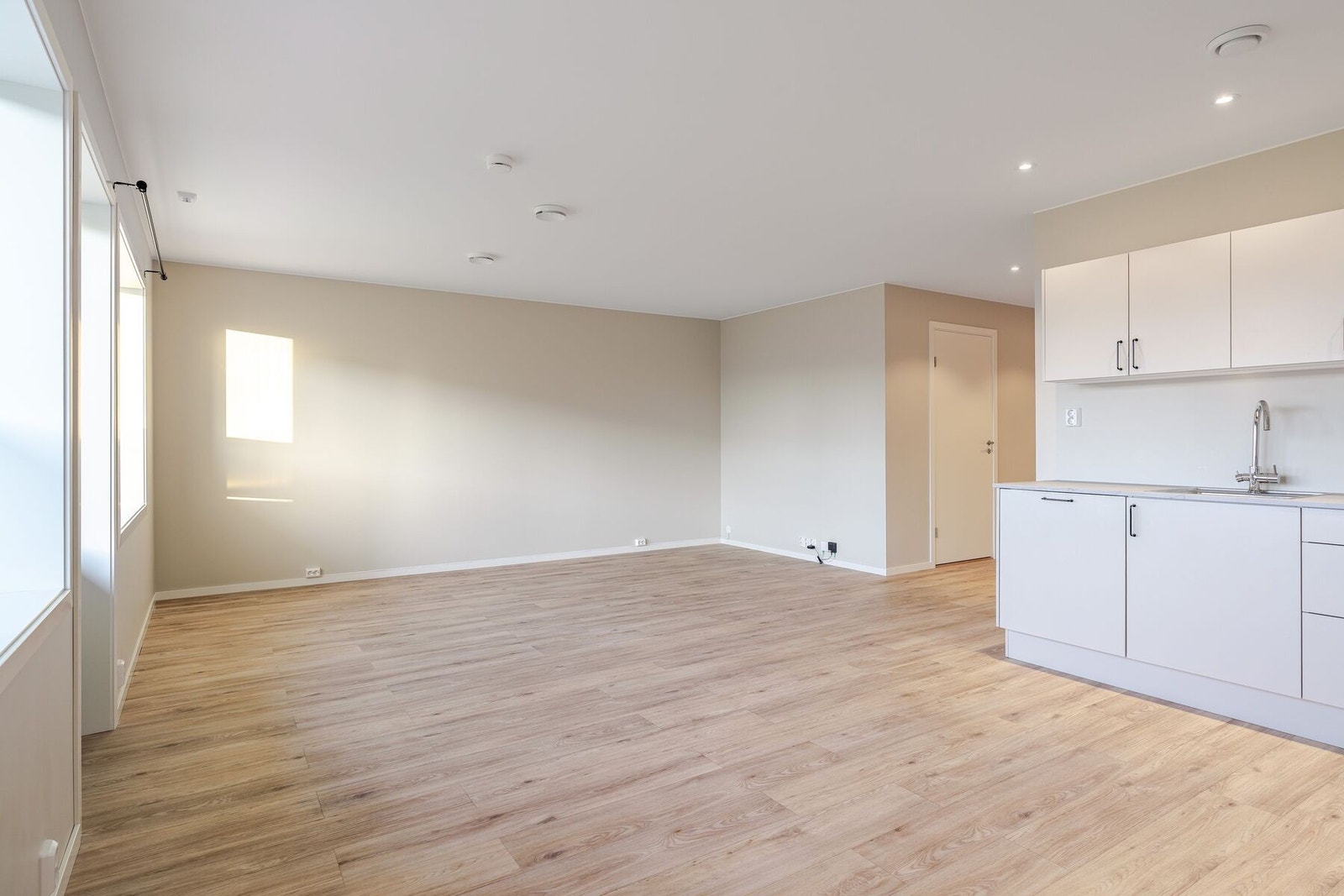 Stue/kjøkken Galleribilde