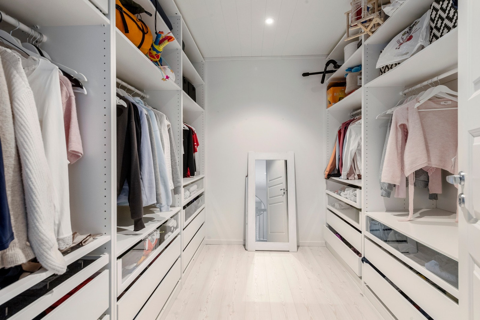 Omkledningsrom nr. 2 Galleribilde