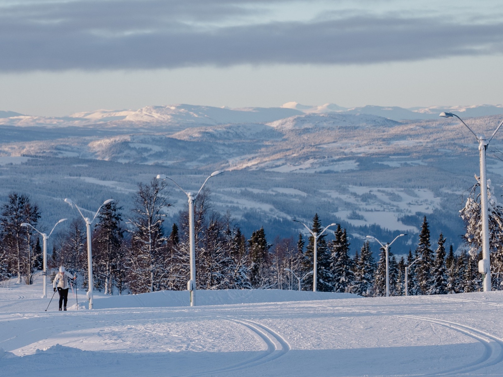 Hafjell har et av Norges største alpin-anlegg med i alt 50 km med alpinløyper Galleribilde