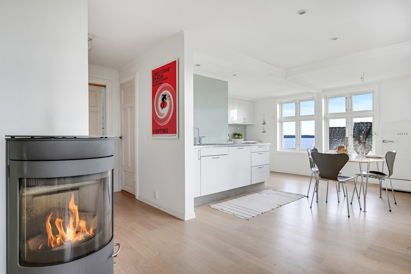 Stue delvis åpen løsning mot kjøkken Galleribilde