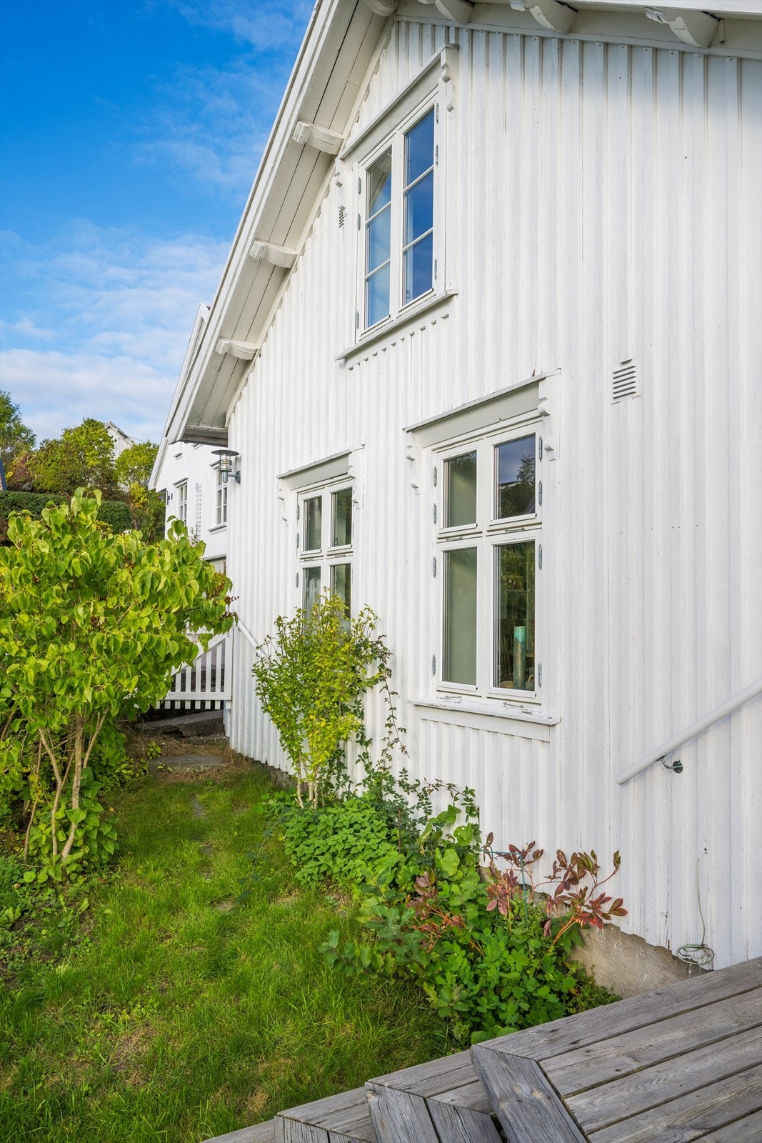 Fasade/hage Galleribilde