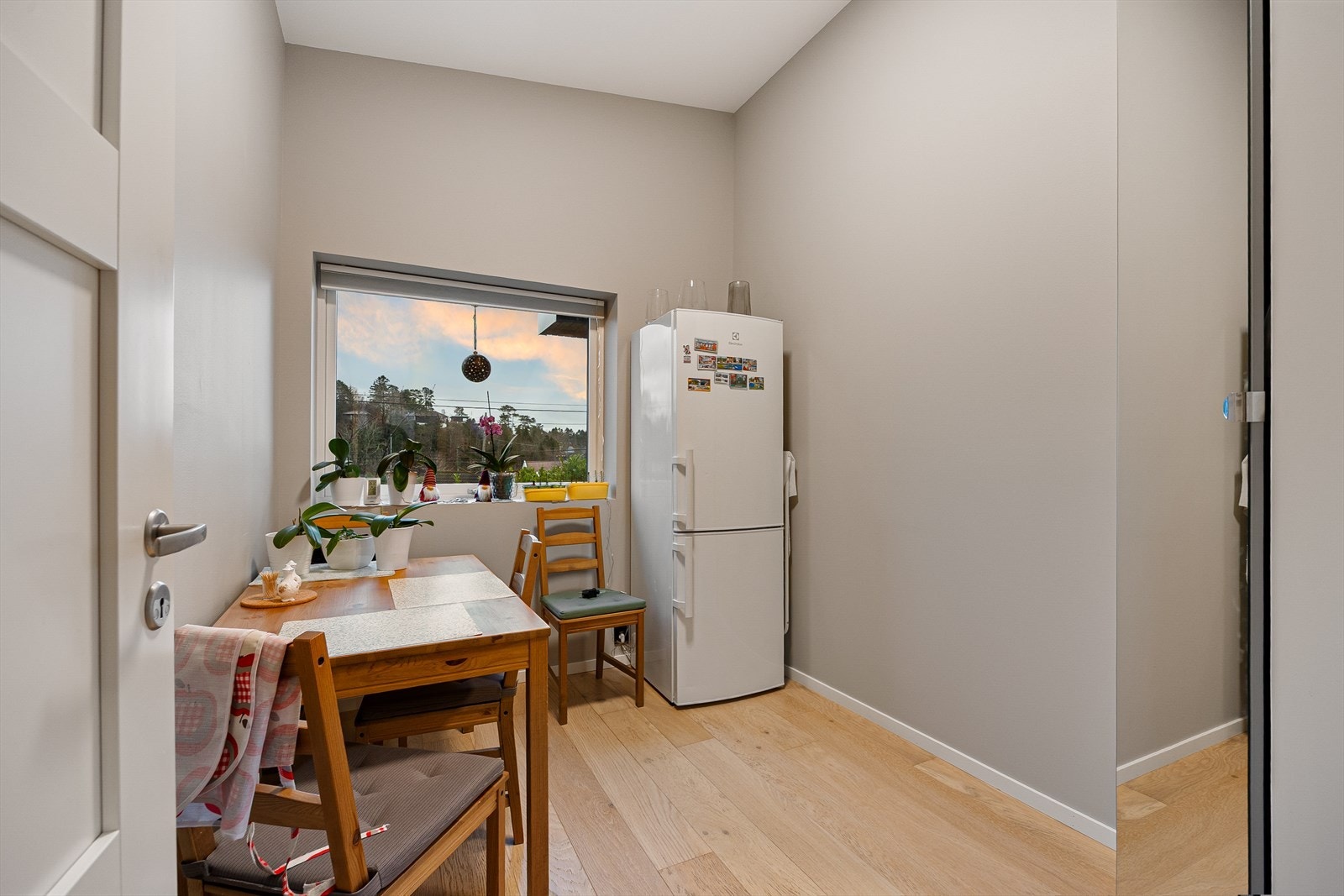 (Utleiedel) Galleribilde