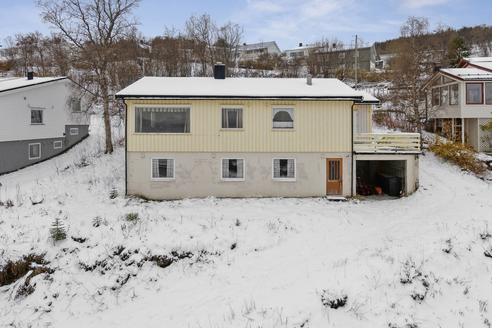 Velkommen til Nordmarkveien 19 - En fint plassert enebolig med stort potensial på Trondenes. Galleribilde