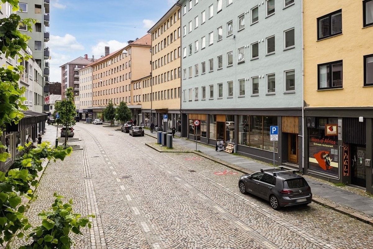 Fredelige og koselige Strandgaten Galleribilde