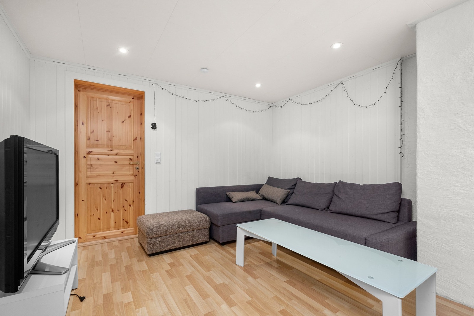 Stor stue/kjøkken 20,5 kvm. Galleribilde