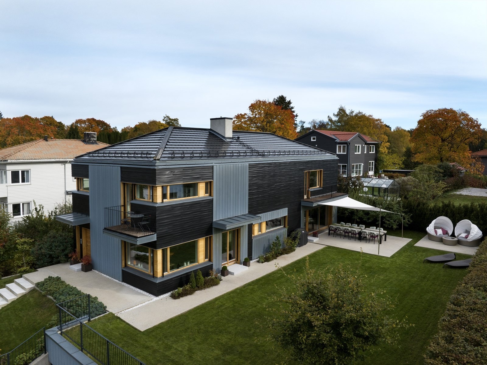 Velkommen til Skøyenstubben 4 - En arkitekttegnet enebolig på 531 m² BRA-i i et ettertraktet villastrøk rett bak Frognerparken. Foto: Arne Schram Galleribilde