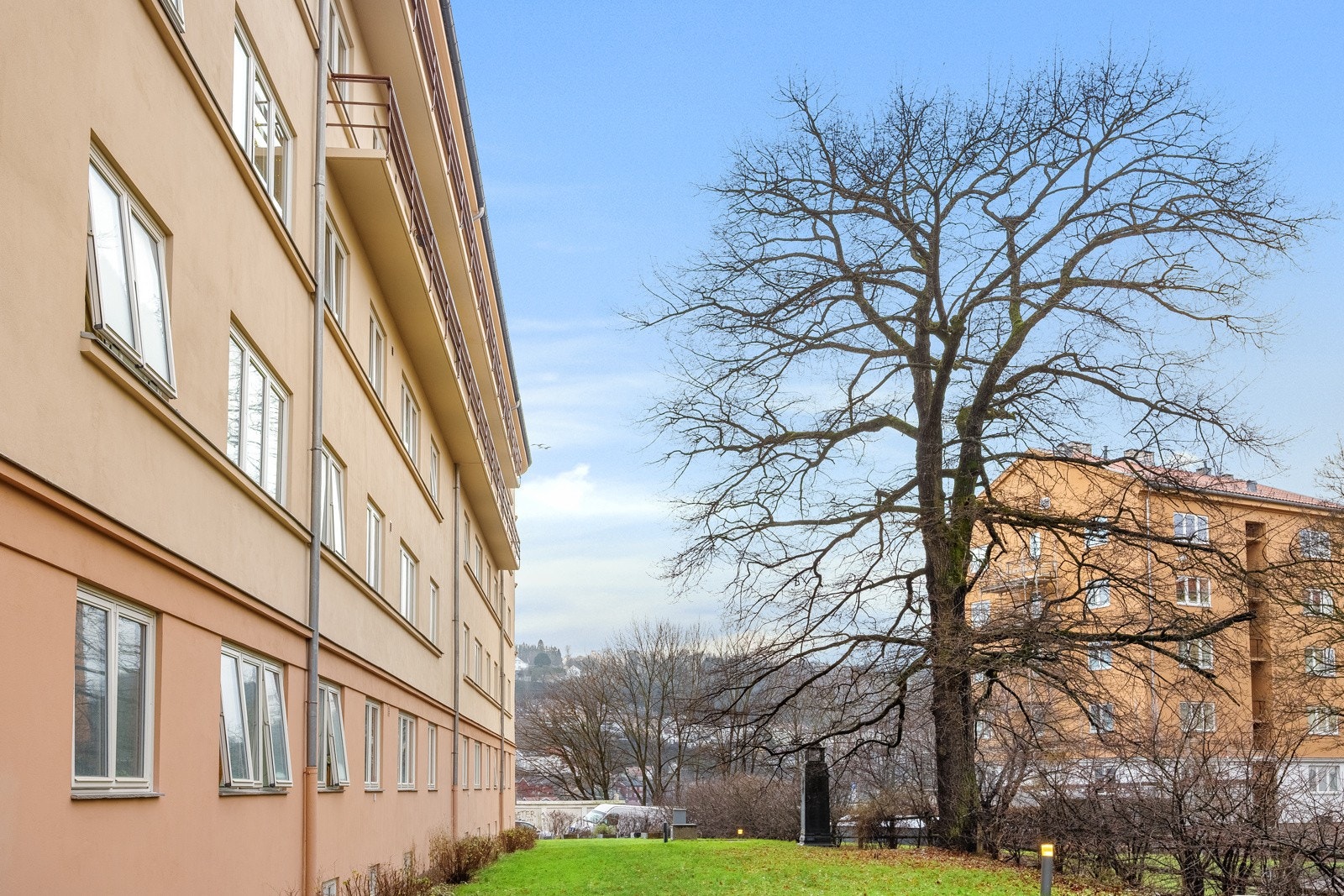 - Ingen forkjøpsrett - Dyrehold er tillatt - Lave omkostninger - Galleribilde