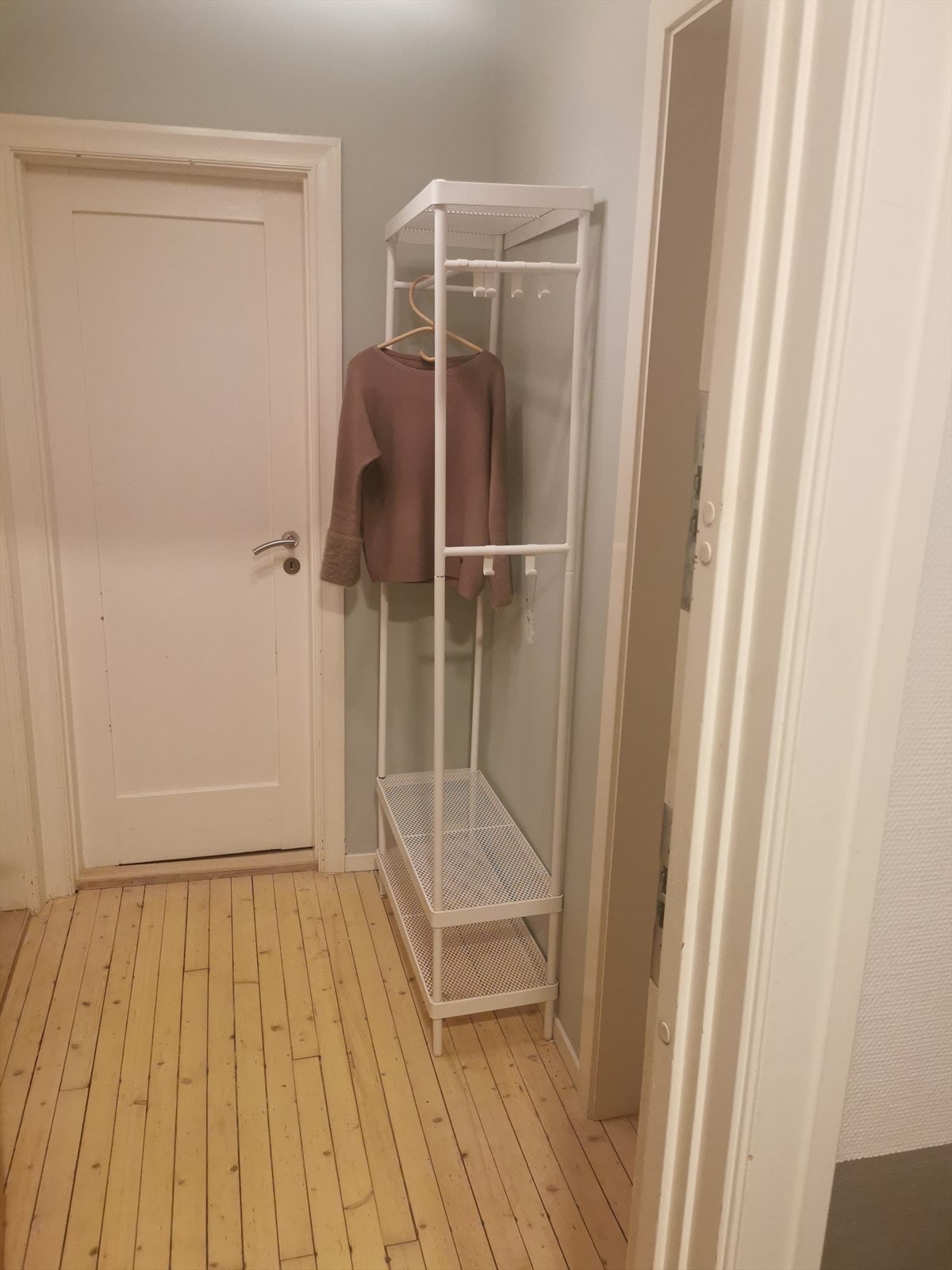 Privat bilde. Rommet er knutepunkt for hele leiligheten. Galleribilde