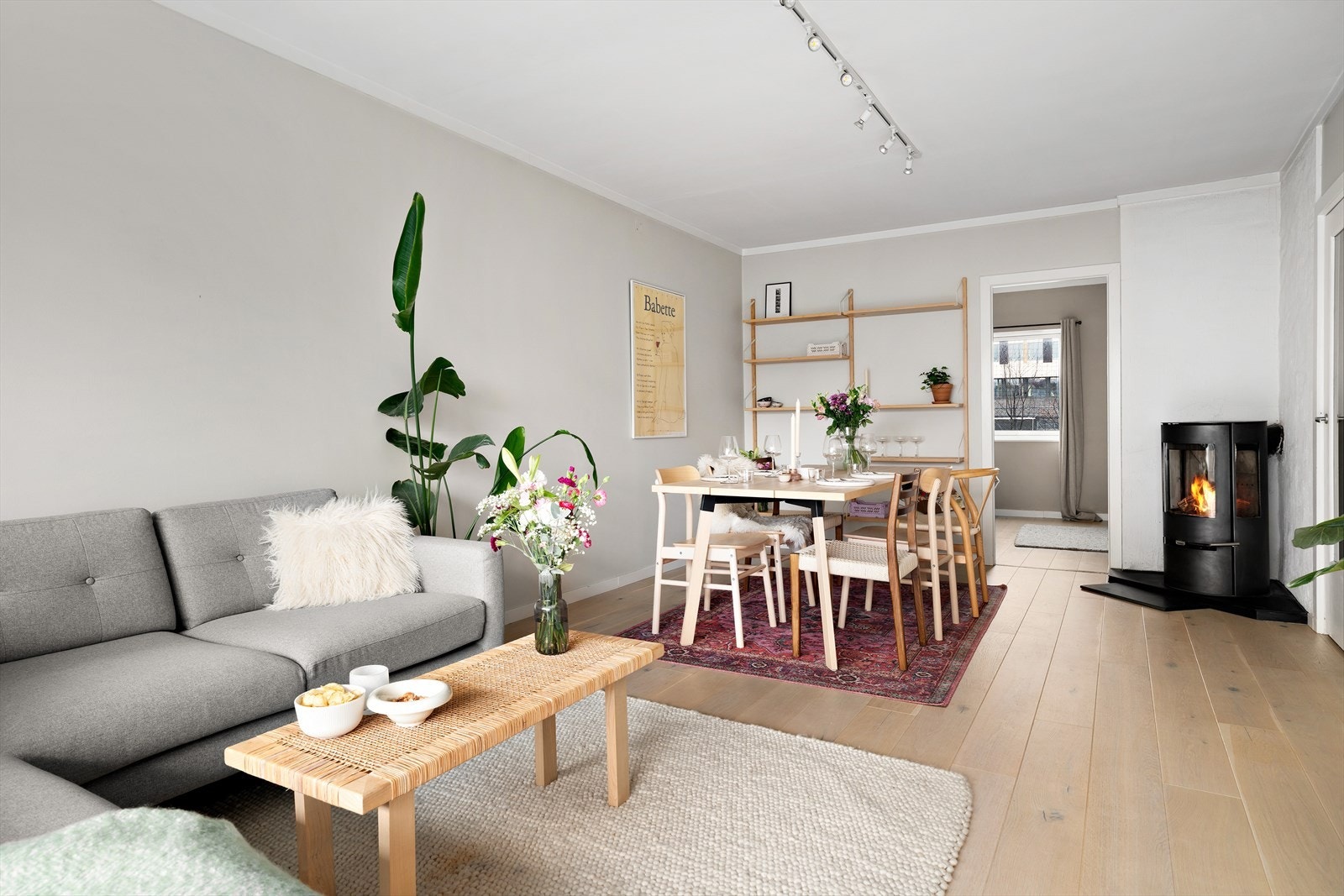 Stuen er målt til 22,9m² Galleribilde