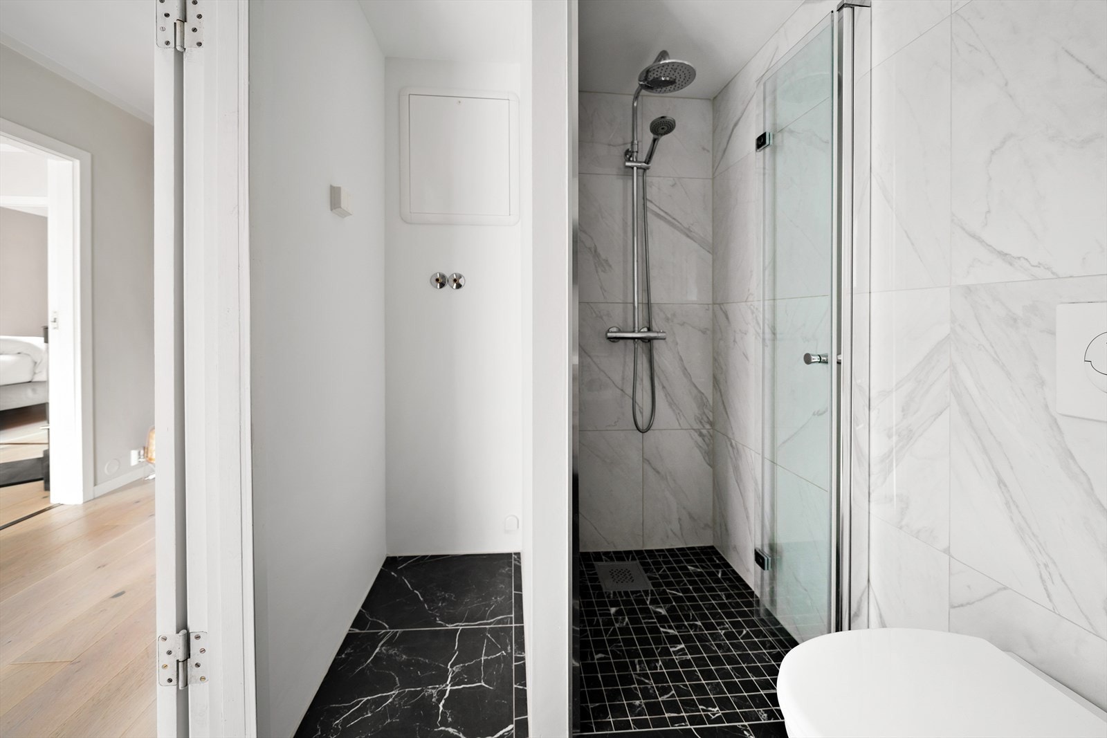 Bad på 4,5 m² Galleribilde