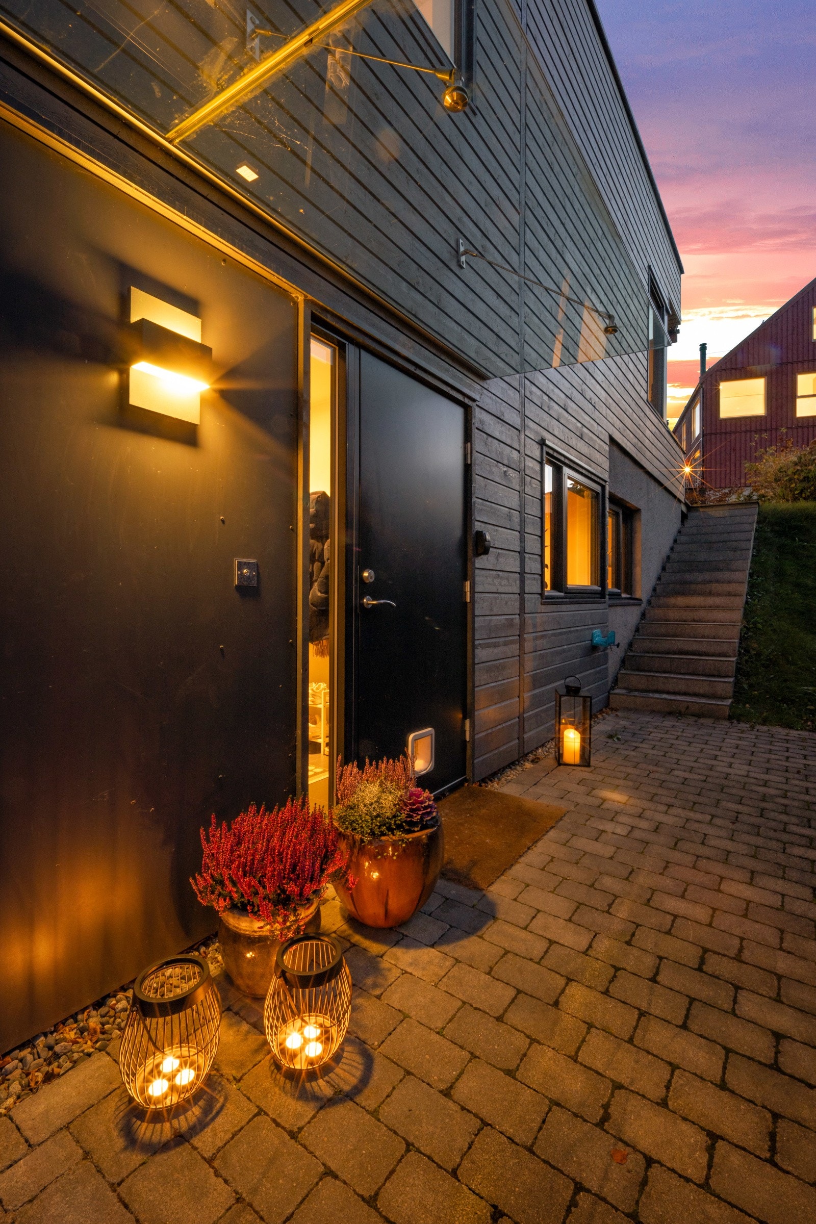 Overbygget inngangsparti Galleribilde