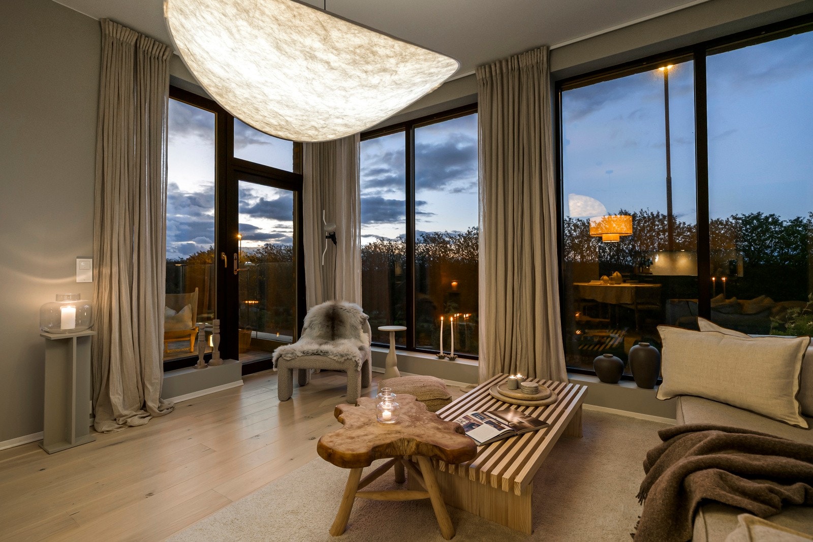 Sameiet oppleves rolig og innbydende, med godt naboskap og hyggelige omgivelser. Galleribilde