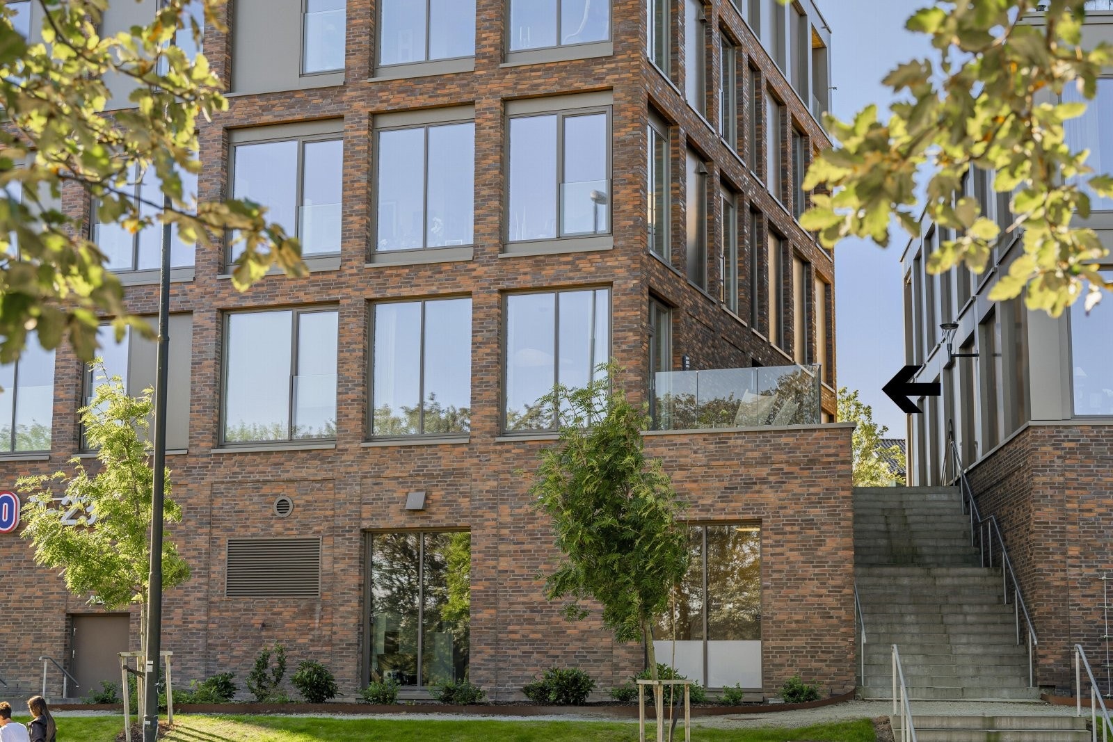 Trapp direkte opp til leiligheten fra bakkeplan. Galleribilde