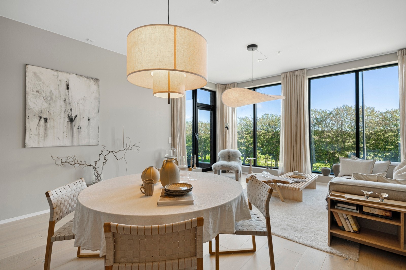 Lekker endeleilighet beliggende i byggets første etasje. Totalt 71 kvm BRA. Galleribilde