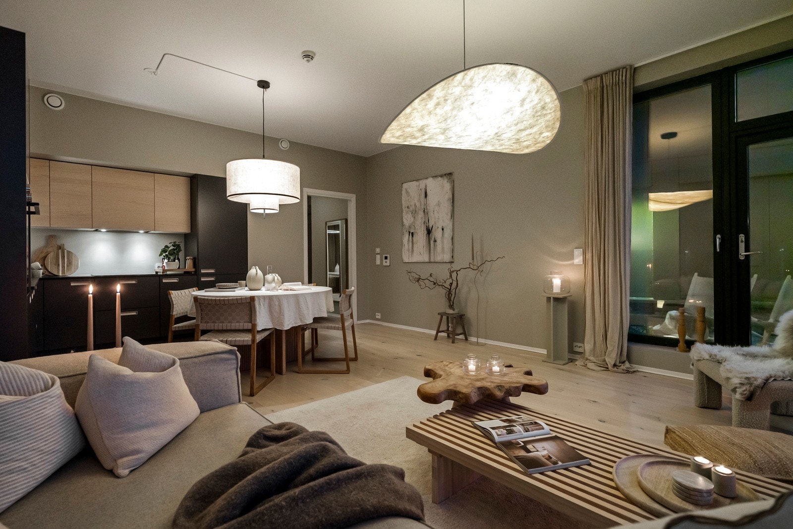 Leiligheten er utstyrt med balansert ventilasjon og rør-i-rør-system for vannledninger. Det elektriske anlegget er fra byggeår 2022. Galleribilde