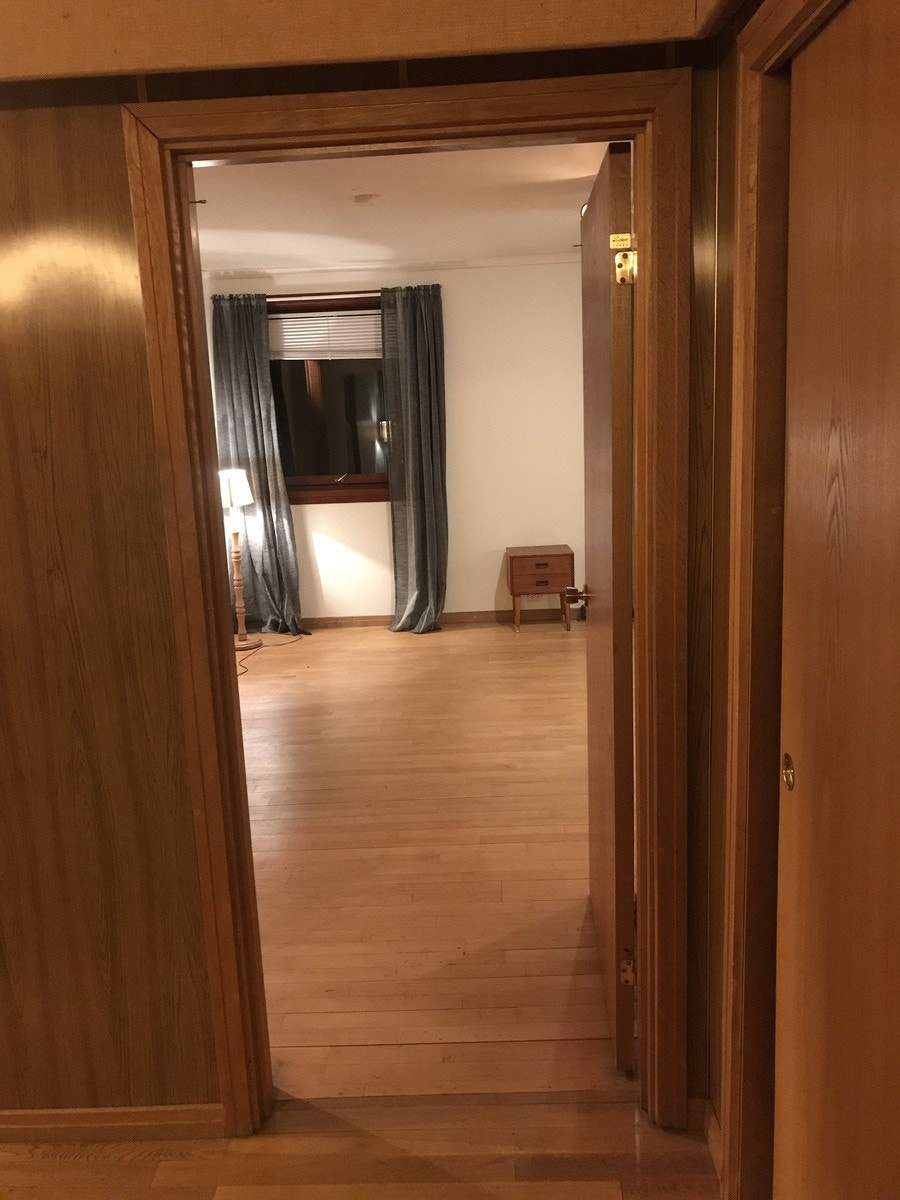 25 M2 SOVEROM Galleribilde