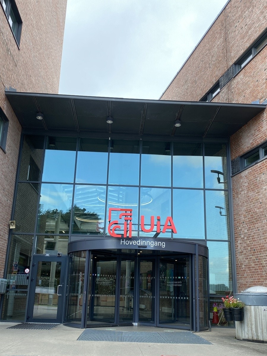 KORT VEI TIL UIA Galleribilde