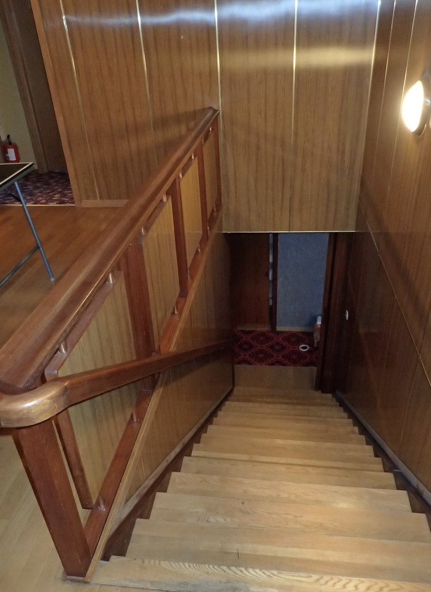 TRAPP TIL 2. ETG Galleribilde