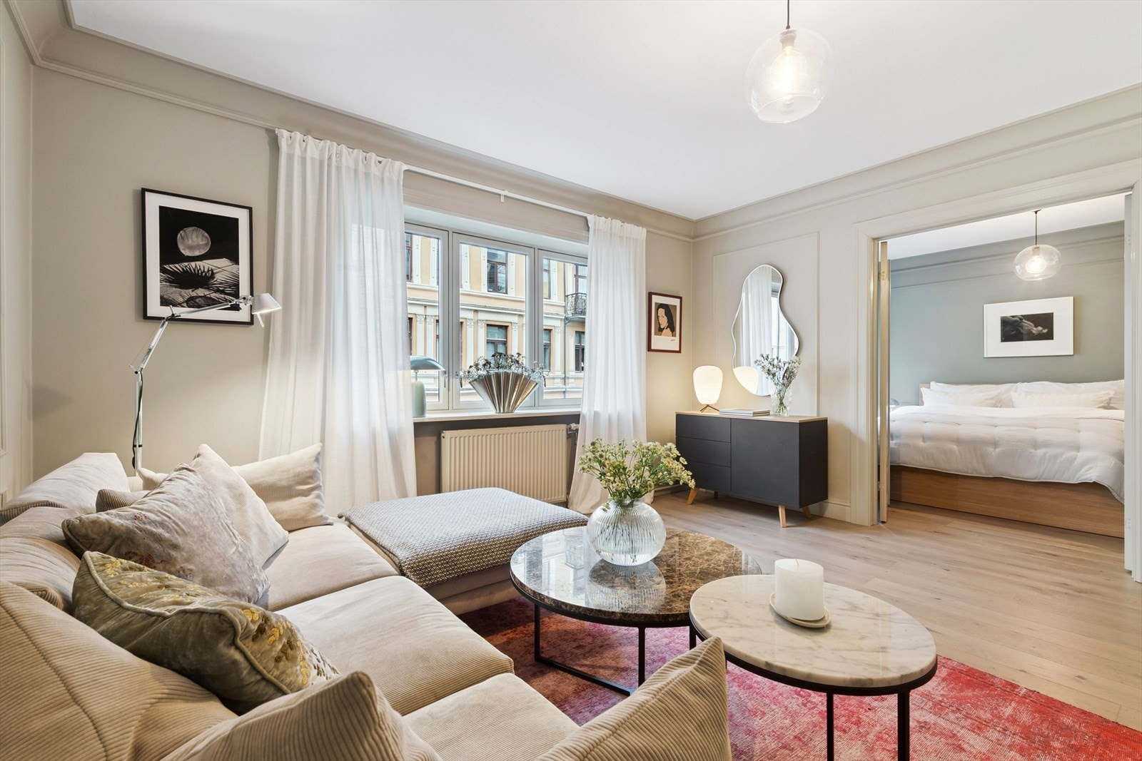 Stuen innbyr til både rolige og sosiale kvelder. Galleribilde