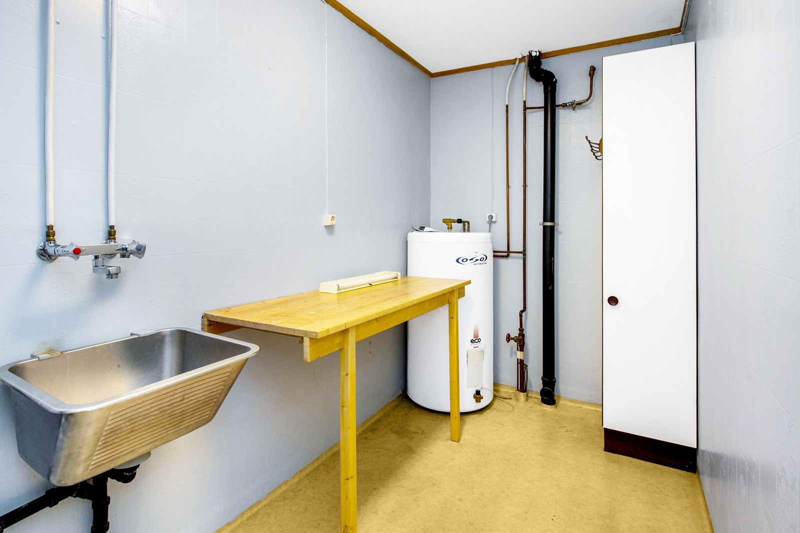 Vaskerom Galleribilde