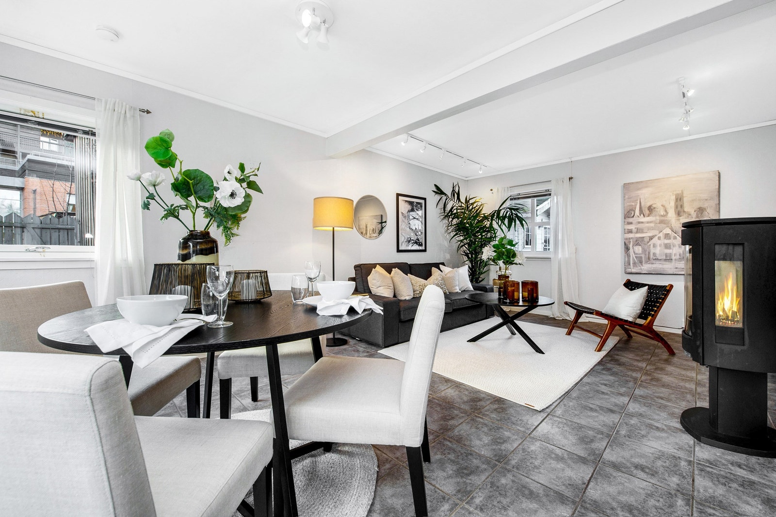 Stue/spisestue Galleribilde